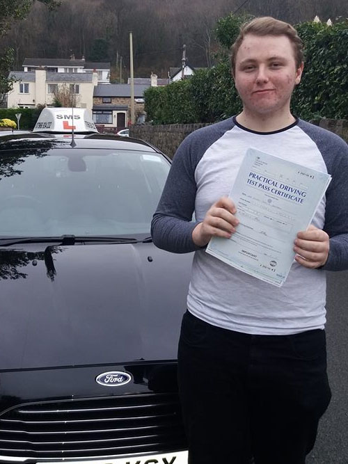 Gaz Sandall you must be made up Owen has passed the new driving test 1st time with only 1 minor. Such a credit.
